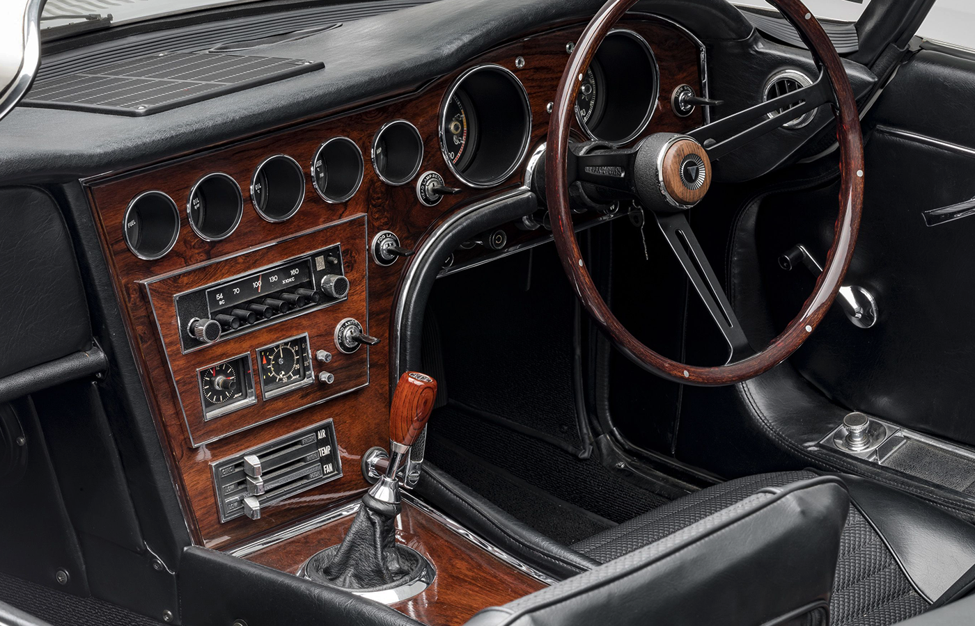 Collection 2000GT Interior